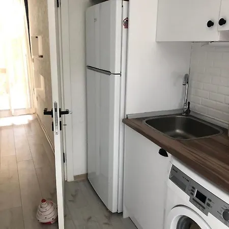 Appartement Apart, Yahsi Sahiline Yakin Ortakent'te Merkezi Konumda *